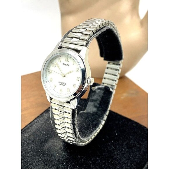 Timex Women\'s Watch T2M826 Indiglo Quartz Mother of Pearl White Dial Expansion main image 9